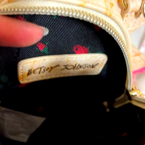 Betsey Johnson One Smart Cookie crossbody bag *please read description* - Picture 6 of 8